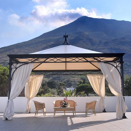 Hotel Villaggio Stromboli - Isola Di สตรอมโบลี ภายนอก รูปภาพ