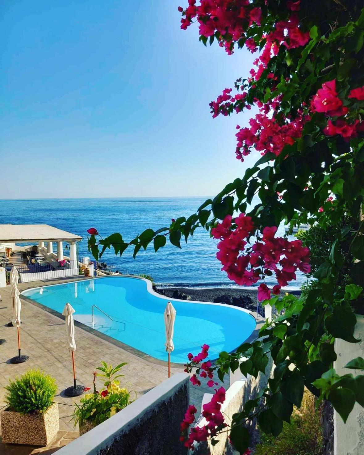 Hotel Villaggio Stromboli - Isola Di สตรอมโบลี ภายนอก รูปภาพ